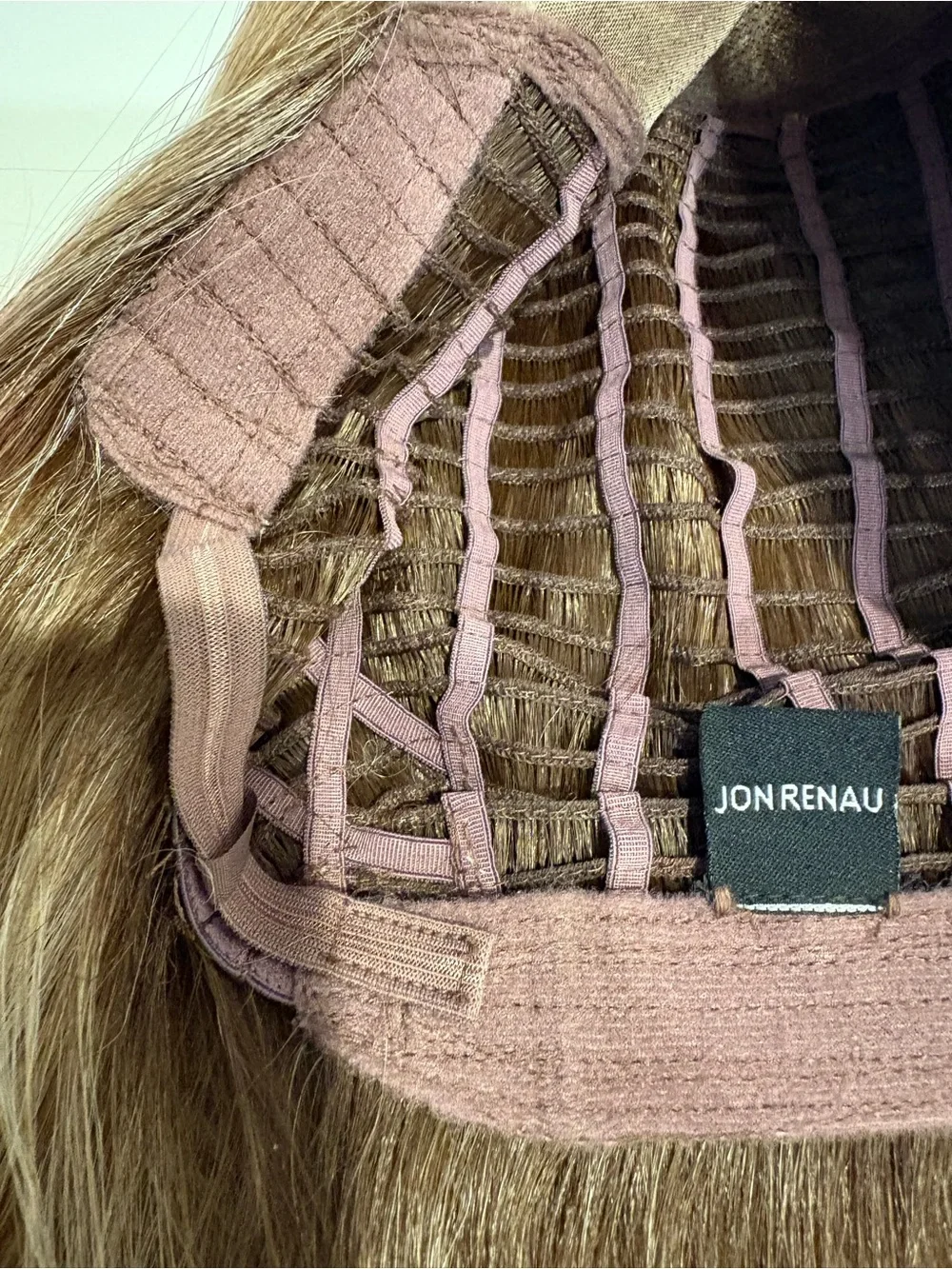 JON RENAU HF Synthetic DREW Long Bob! Excellent condition! Worn only 6-8 hours!
